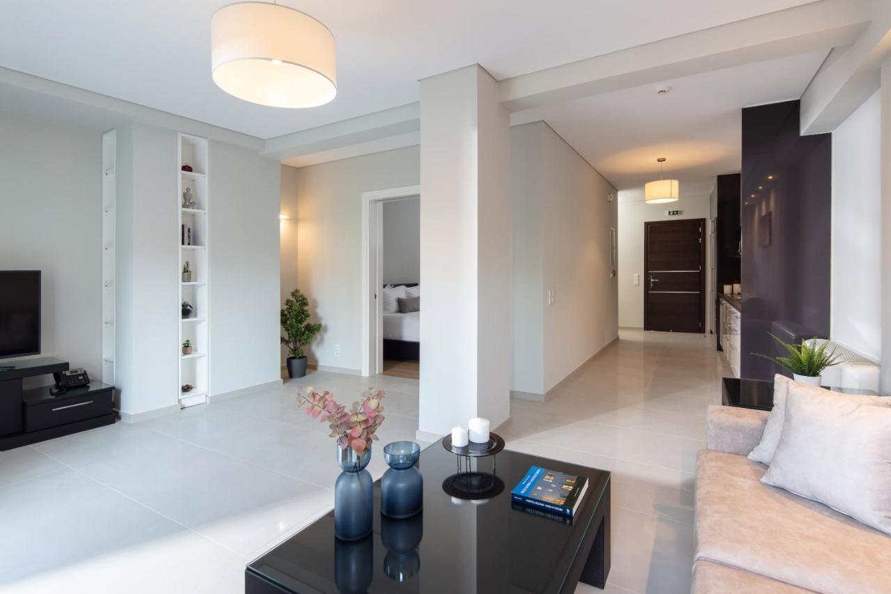 Piccadilly House Aparthotel Arta Bagian luar foto