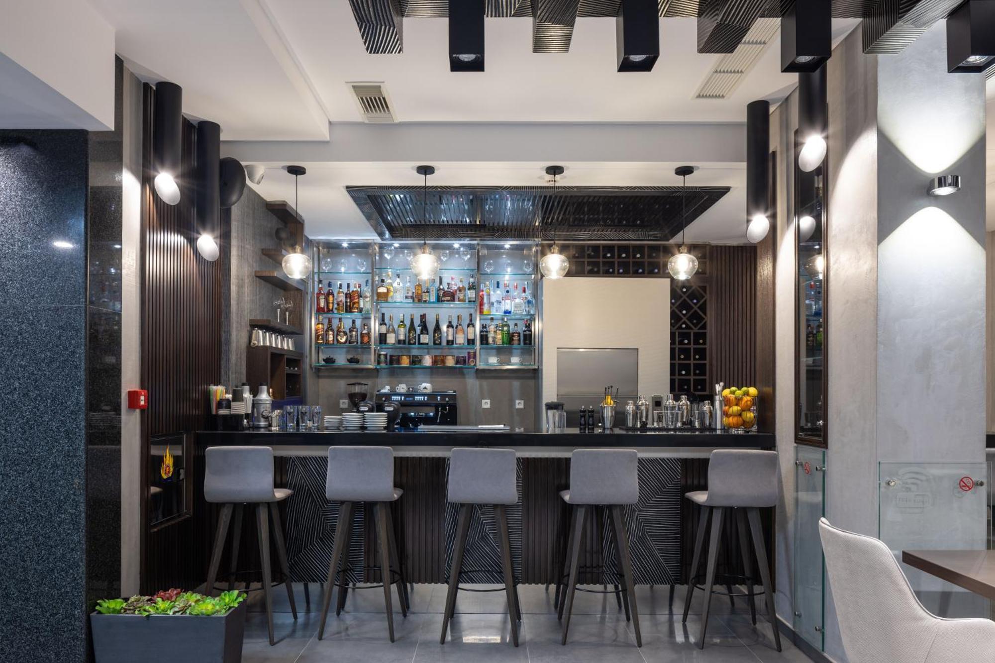 Piccadilly House Aparthotel Arta Bagian luar foto
